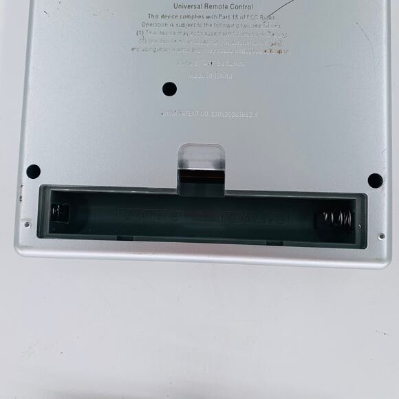 Innovage Jumbo Universal Remote Control TV VCR Large Preowned Silver Elderly - Picture 5 of 9